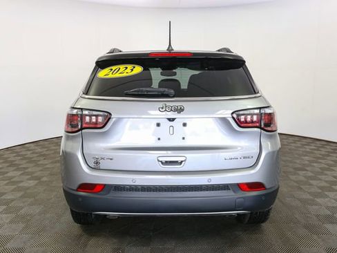 Used 2023 Jeep Compass Limited AWD/4WD image 9