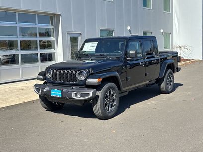 New 2026 Jeep Gladiator Sport