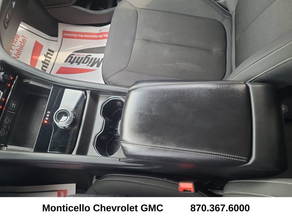 Used 2023 Jeep Grand Cherokee Laredo w/ Luxury Tech Group I AWD/4WD image 23