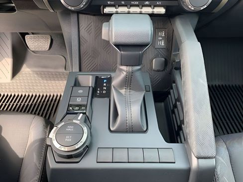 New 2025 Toyota Tacoma SR5 image 35