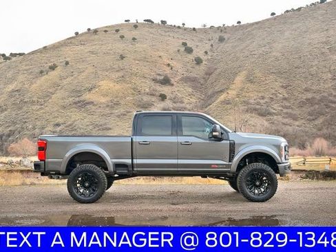 New 2026 Ford F250 Lariat w/ Black Appearance Package AWD/4WD image 10