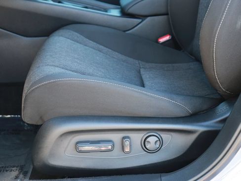Certified 2025 Honda Accord SE image 10