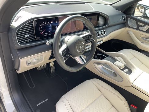 Certified 2025 Mercedes-Benz GLS 450 4MATIC image 20