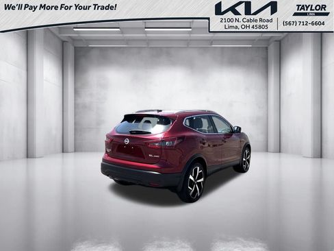 Used 2021 Nissan Rogue Sport SL w/ Premium Package AWD/4WD image 2