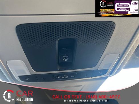 Used 2024 Honda Civic Touring image 19
