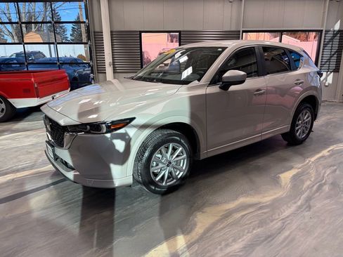 Used 2025 MAZDA CX-5 AWD 2.5 S w/ Select Package image 33
