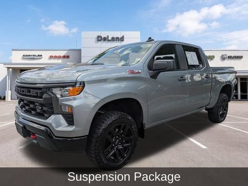 Used 2024 Chevrolet Silverado 1500 Custom Trail Boss w/ LPO, Dark Essentials Package AWD/4WD image 8