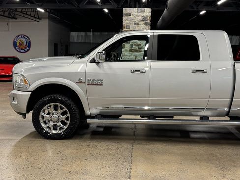 Used 2017 RAM 2500 Limited AWD/4WD image 5