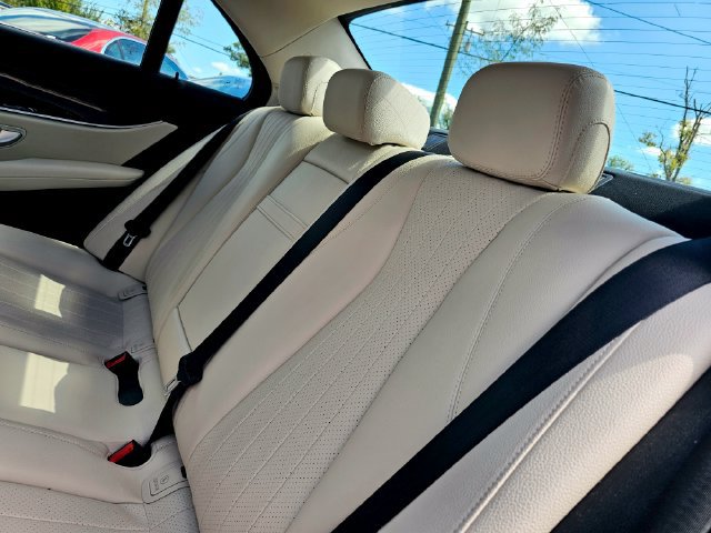 Used 2023 Mercedes-Benz E 450 4MATIC Sedan image 25