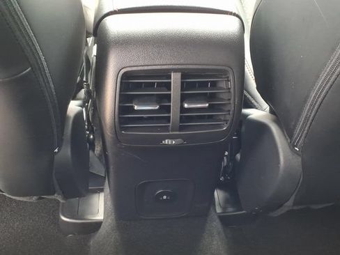 Used 2025 Ford Escape ST-Line Select w/ Tech Pack #1 AWD/4WD image 13