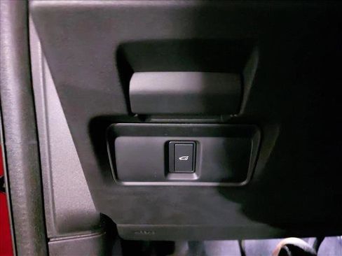 New 2025 Land Rover Discovery Sport S image 24