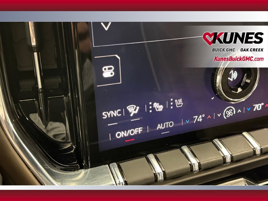 Used 2025 GMC Yukon Denali Ultimate w/ LPO, Floor Liner Package AWD/4WD image 32