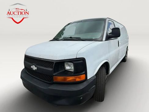 Used 2008 Chevrolet Express 2500 RWD image 1