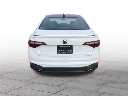 Used 2024 Volkswagen Jetta GLI Autobahn w/ GLI Black Package image 5