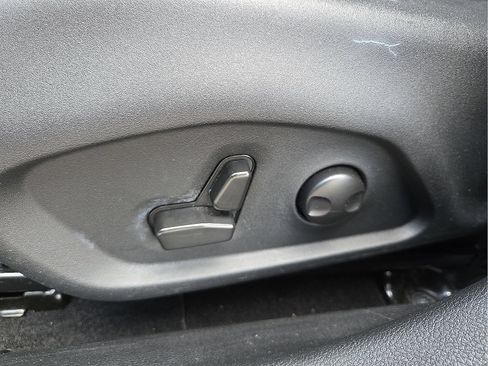 Used 2022 Jeep Compass Latitude AWD/4WD image 14