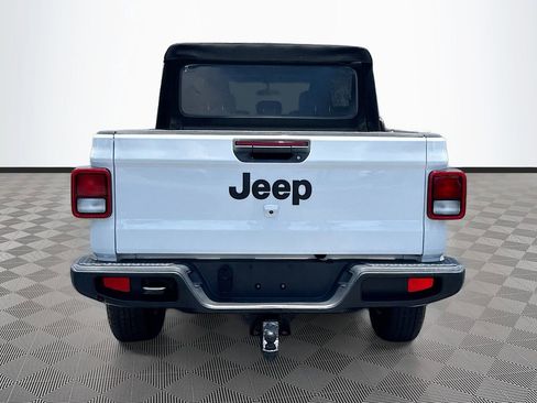 Used 2022 Jeep Gladiator Sport AWD/4WD image 7