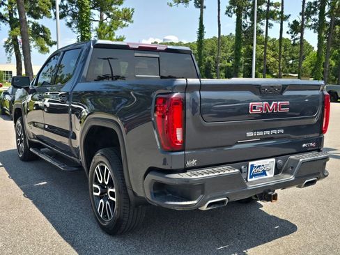 Certified 2021 GMC Sierra 1500 AT4 w/ AT4 Preferred Package AWD/4WD image 3