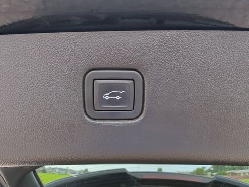 Used 2020 Chevrolet Blazer RS image 34