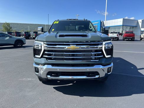 New 2026 Chevrolet Silverado 3500 LTZ w/ LTZ Premium Package AWD/4WD image 2