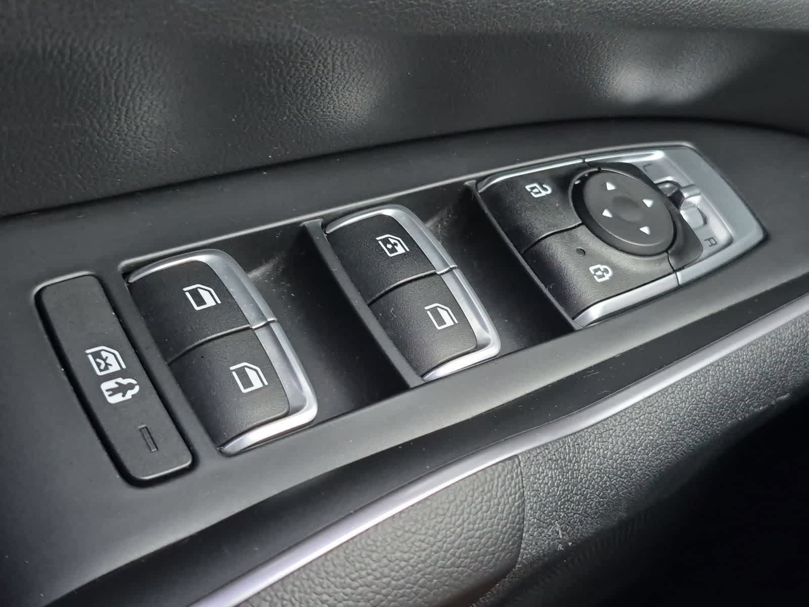 Used 2023 Kia Sorento LX AWD/4WD image 28