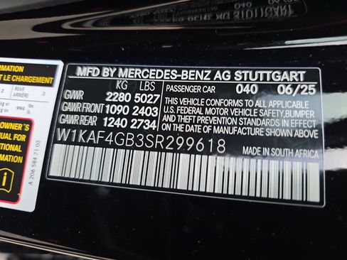 Certified 2025 Mercedes-Benz C 300 Sedan image 36