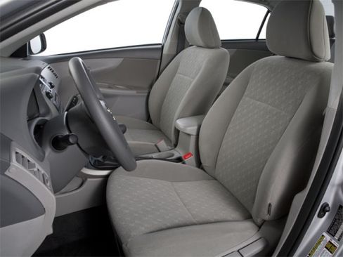 Used 2010 Toyota Corolla LE FWD image 8