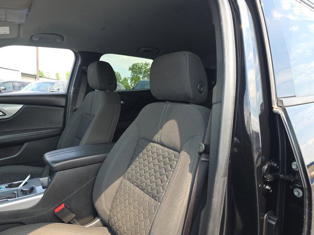 Used 2019 Chevrolet Blazer LT FWD image 13