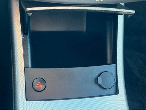 Used 2005 Nissan Altima 3.5 SE w/ (M01) Sport Pkg image 23