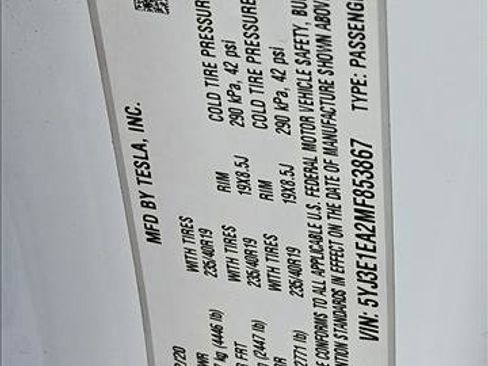 Used 2021 Tesla Model 3 Standard Range Plus image 15