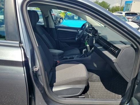 Certified 2025 Volkswagen Jetta S FWD image 7