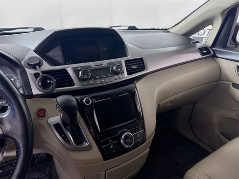 Used 2016 Honda Odyssey EX-L image 23