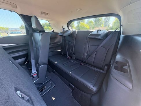 Used 2026 INFINITI QX60 Luxe AWD/4WD image 32