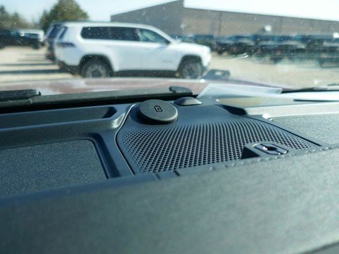 New 2026 Ford Bronco Outer Banks image 24