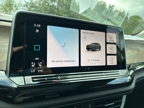 New 2026 Volkswagen Atlas SE image 35