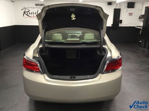 Used 2010 Buick LaCrosse CXL image 12