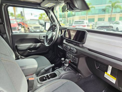 New 2026 Jeep Gladiator Sport image 24