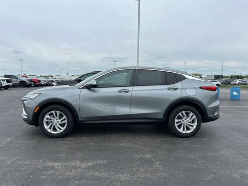 New 2026 Buick Envista Preferred FWD image 7