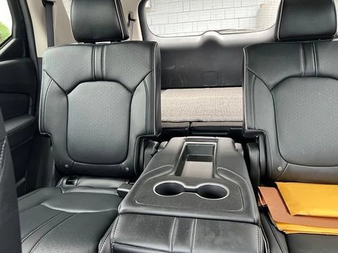 Used 2025 Honda Pilot Elite image 10