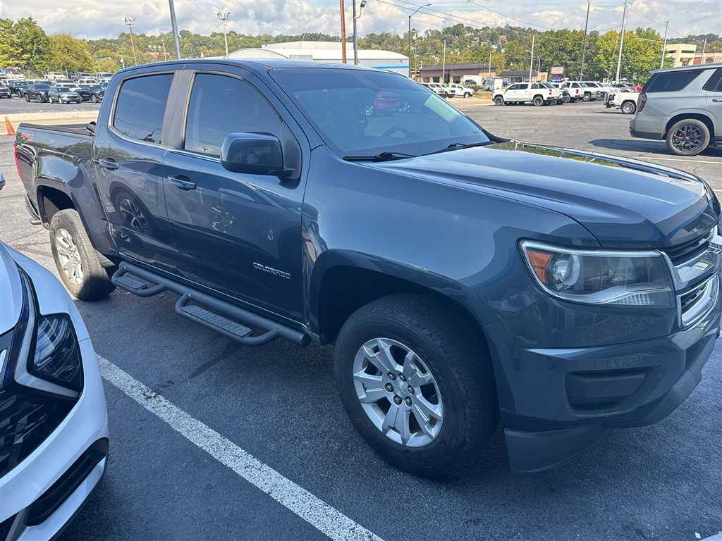 Used 2020 Chevrolet Colorado LT w/ LPO, Tonneau and Step Package AWD/4WD image 3