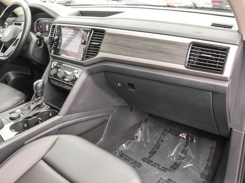 Used 2021 Volkswagen Atlas SEL image 37