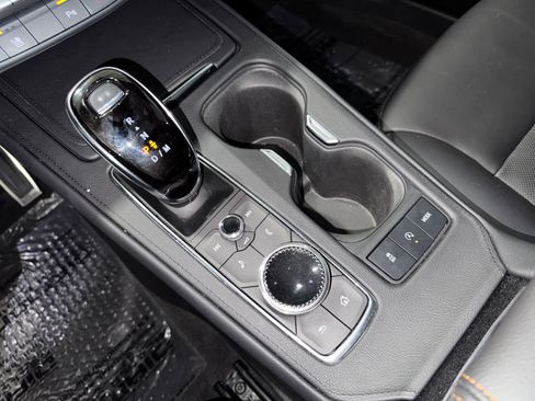 Used 2023 Cadillac XT4 Sport image 28