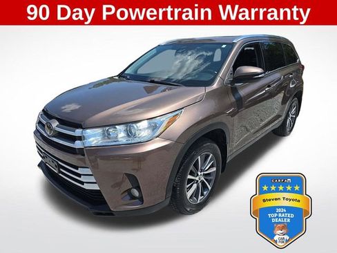 Used 2019 Toyota Highlander XLE AWD/4WD image 1