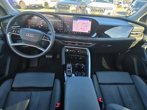 Certified 2025 Audi Q5 Premium Plus w/ Premium Plus image 10