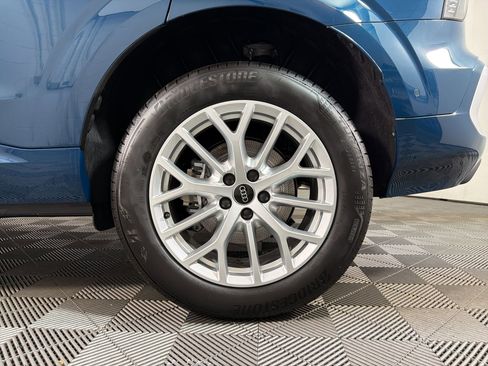 New 2026 Audi Q3 quattro 2.0T AWD/4WD image 9