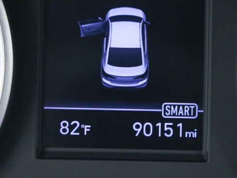 Used 2019 Hyundai Elantra SEL FWD image 16