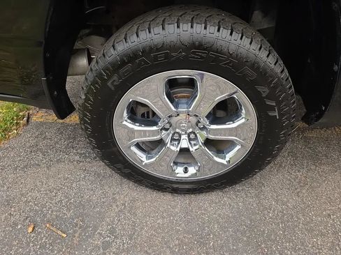 Used 2019 RAM 1500 Big Horn AWD/4WD image 14