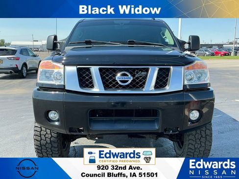 Used 2014 Nissan Titan PRO-4X w/ Pro-4x Luxury Package AWD/4WD image 4