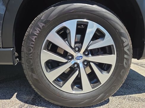 Used 2023 Subaru Outback Premium AWD/4WD image 15