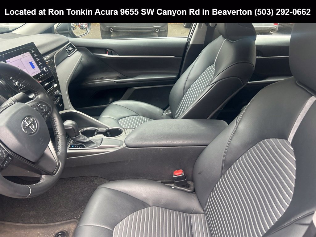 Used 2021 Toyota Camry SE w/ Cold Weather Package FWD image 8