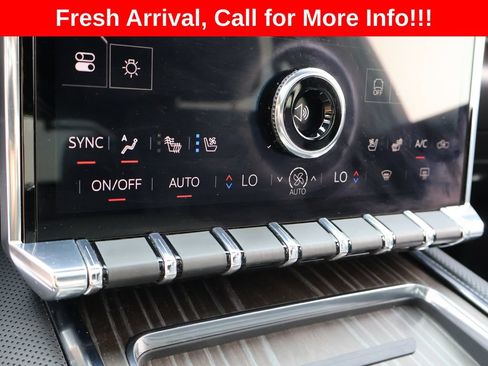 Used 2025 GMC Sierra EV Denali AWD/4WD image 20